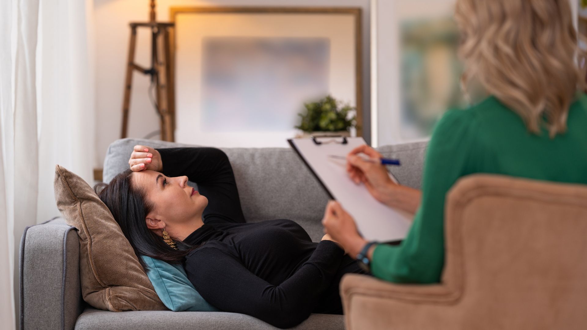 10 Things to Expect During Your First EMDR Therapy Session