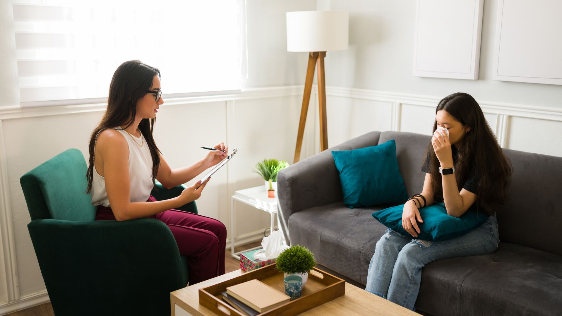 15 Reasons Trauma and Addiction Often Co-Occur 15 Reasons Trauma and Addiction Often Co-Occur